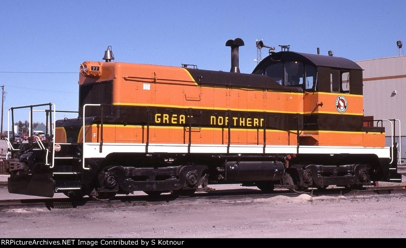 The Alliance Nebraska BNSF shop switcher. A GN SW1.